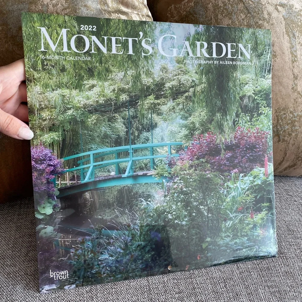☀️🏝️NWT 2021 Calendar Monet’s Garden